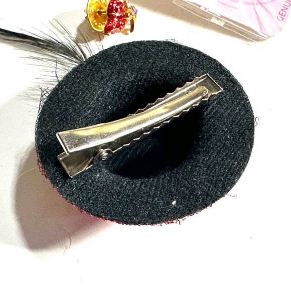 H’Attitude Austrian Crystal Angel Hat Pin Red Lapel Pin Sparkly Hat Clip - Picture 5 of 5